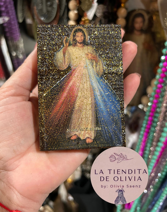 Divina Misericordia Mini Cuadrito de Madera 
Medidas Aproximadas 2”x 3”

Elaborado y Diseñado por LA TIENDITA DE OLIVIA