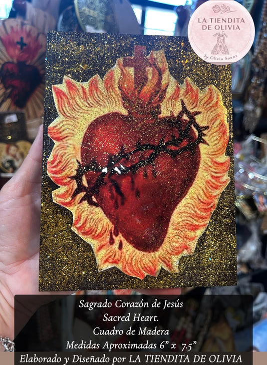 Sagrado Corazón de Jesús             Sacred Heart.                                Cuadro de Madera
Medidas Aproximadas 6” x 7.5”
Elaborado y Diseñado por LA TIENDITA DE OLIVIA