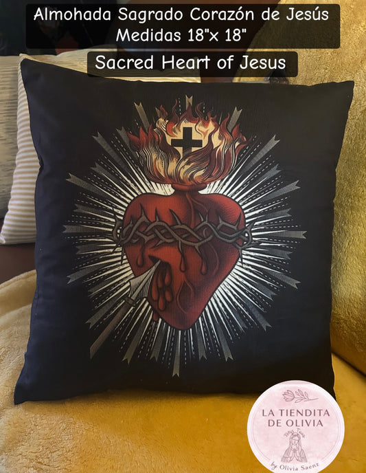 Almohada Sagrado Corazón de Jesús
Medidas 18"x 18"
Sacred Heart of Jesus❤️