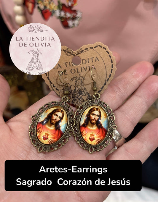 Aretes-Earrings
Sagrado Corazón de Jesús