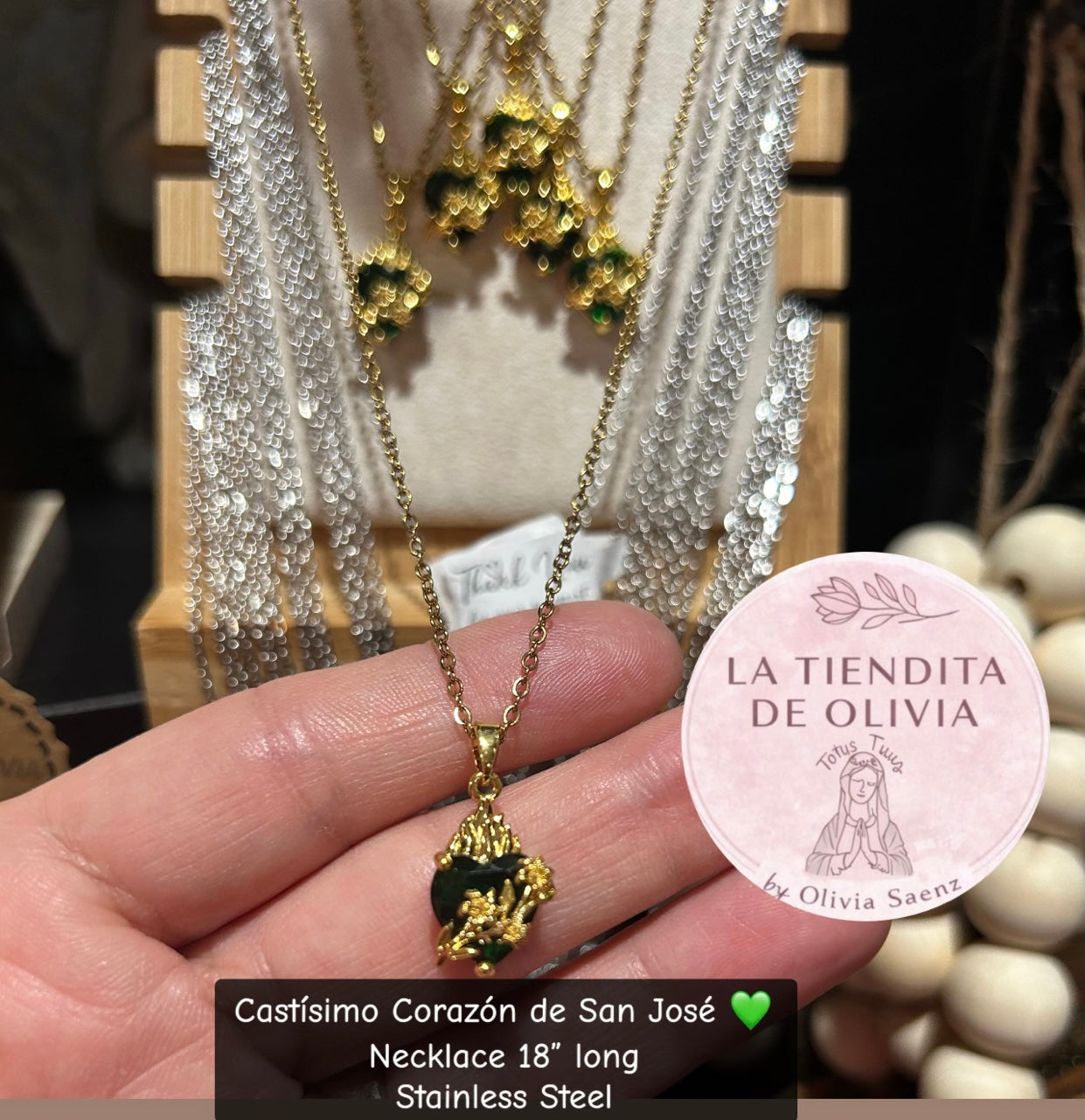 Castísimo Corazón de San José 💚 Necklace 18” long                     Stainless Steel