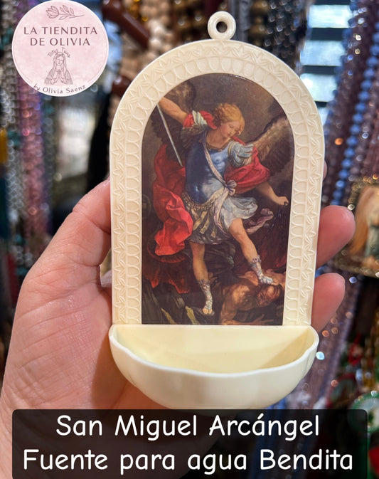 San Miguel Arcángel Fuente para Agua Bendita