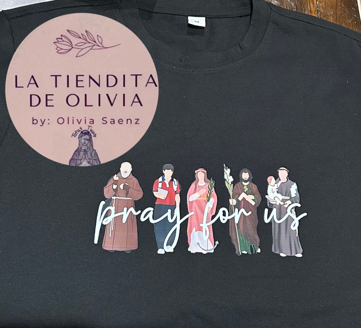 Camisa de los Santos, Padre Pío, Carlo Acutis, Filomena, San José y San Antonio…Size Large