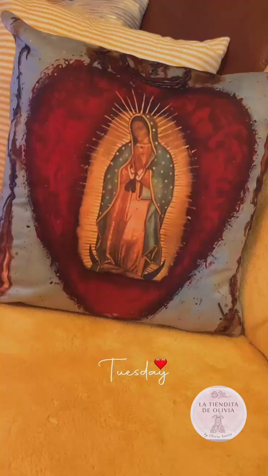 Almohada Virgencita de Guadalupe
Medidas 18"x 18"